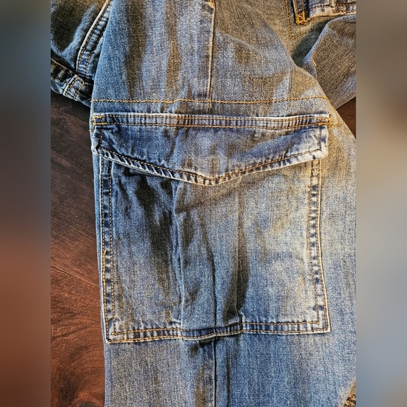 GUESS ORIGINALS Women's Denim Cargo Capri Pant, Tinted Denim, Size 26 - Picture 11 of 15